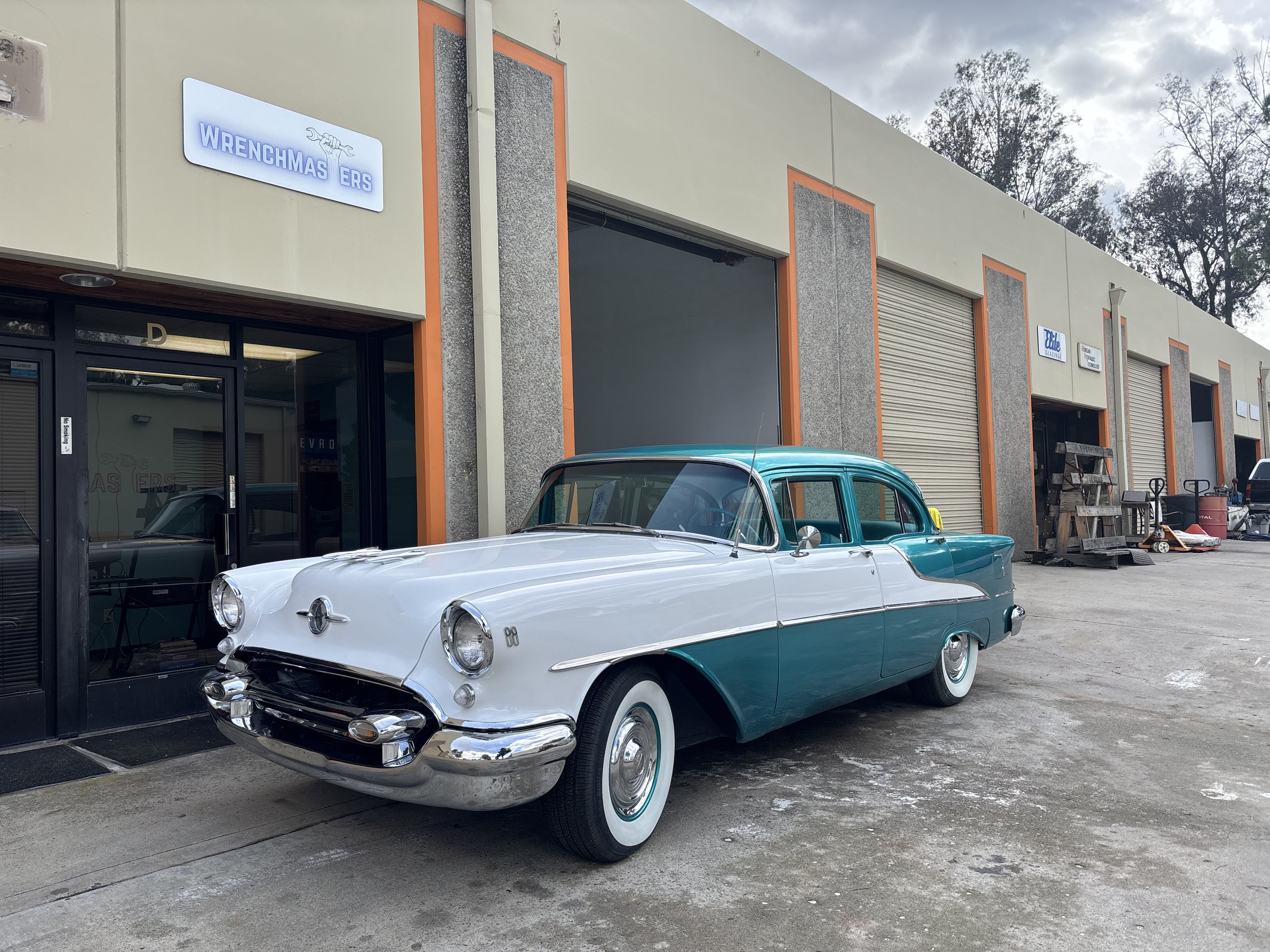 Electric fuel pump Oldsmobile 88